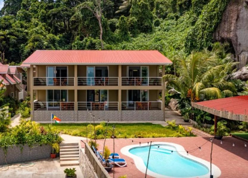 Auguste Holiday Residence Anse Etoile Extérieur photo